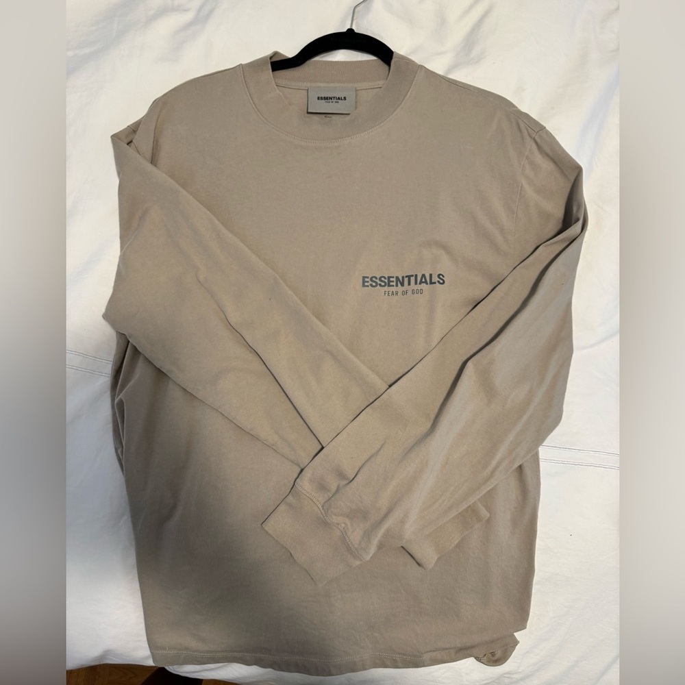 Essentials Fear of God long sleeve tee size Small great condition